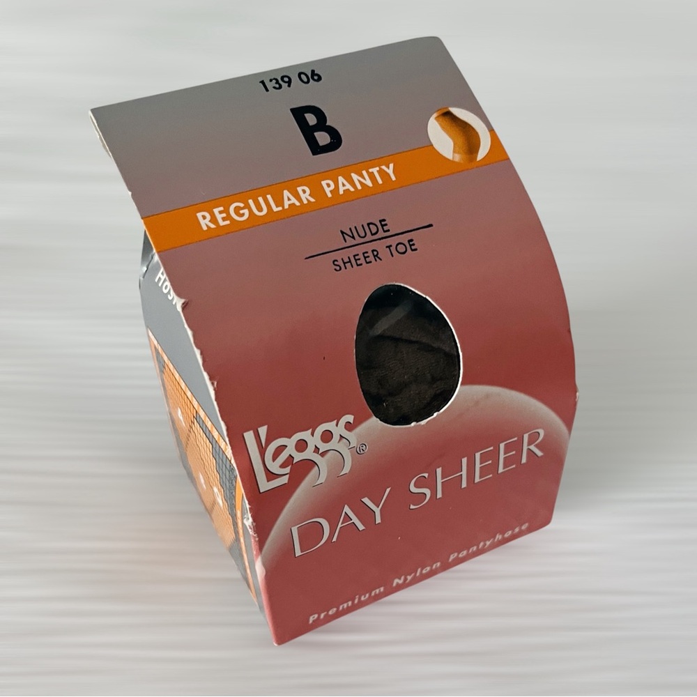 L’EGGS VTG Day Sheer Regular Panty Nylon Pantyhose Nude B